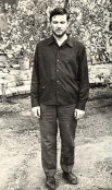 Павел Адельгейм. После освобождения

В 1969 году о. Павел был арестован, осуждён по ст. 190 (клевета на советскую власть) и приговорен к трём годам лишения свободы.

В 1971 году в результате волнений в колонии п. Кызыл-Тепа потерял правую ногу. Освобо
