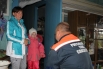 В Хабаровском крае спасатели помогают детям пойти в первый раз - в первый класс