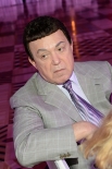 Несмотря на почтенный возраст, Иосиф Кобзон продолжает активную концертную и политическую деятельность.