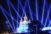 Лазерное шоу в рамках представления для глав государств и правительств «Группы двадцати» в Петергофе.