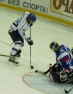 Перед уходом в НХЛ блистательная игра Овечкина в составе московского «Динамо» привела к победе в чемпионате России. В общей сложности с 2001 по 2005 годы Александр провёл в столичном клубе полторы сотни игр.