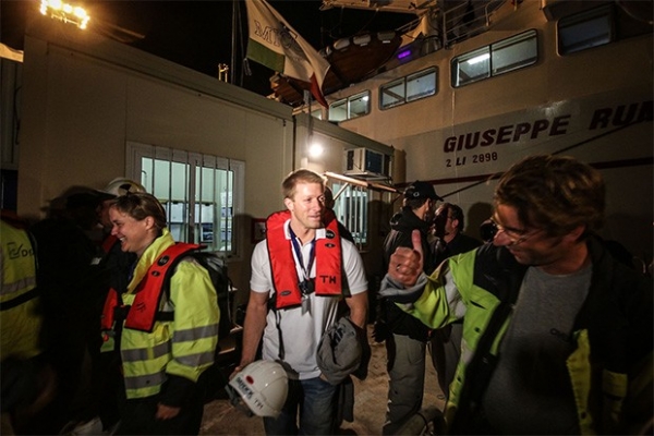 В общей сложности в спасательной операции задействованы 500 человек из 24 стран мира.