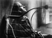 Одной из самых ярких картин в фильмографии Греты Гарбо стала картина «Разрисованная вуаль», снятая по роману «Узорный покров» Сомерсета Моэма. В этом фильме затрагиваются темы противопоставления личной жизни и амбиций отдельных людей.
