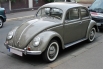 Volkswagen Beetle 1938 года. Этот автомобиль стал первым бестселлером немецкого автопрома - изначально он создавался как надёжный, простой и дешёвый автомобиль для граждан со средним достатком - его цена не должна была превышать 1000 рейхсмарок. В последс