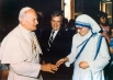 Иоанн Павел II с Марией Према Перик, генеральной настоятельницей католической женской монашеской конгрегации «Сестры Миссионерки Милосердия». 1992 год.