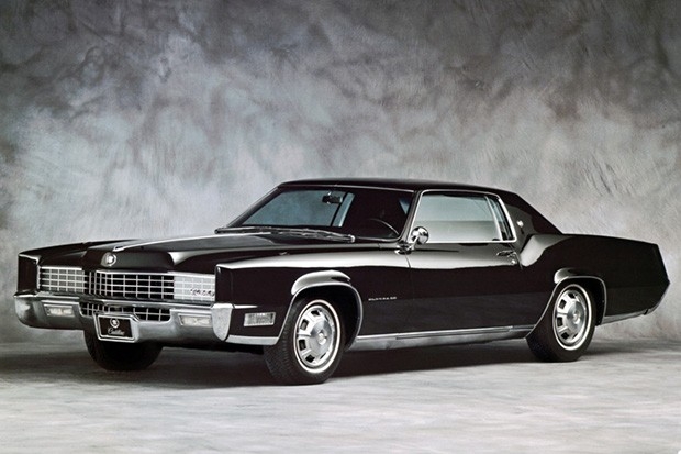 В 1972 году президент США Ричард Никсон подарил Леониду Брежневу Cadillac Eldorado, который был доставлен в Москву транспортным самолётом американских ВВС.