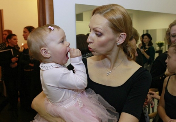 15 марта 2010 года Илзе Лиепа родила дочь Надежду от бизнесмена Владислава Паулюса. Лиепа стала мамой в 46 лет.
