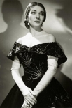 К 1959 году карьера Марии Каллас начинает рушится. Она теряет голос, разрывает отношения с «Метрополитен Опера», а в связи с регулярными скандальными публикациями в СМИ она вынуждена покинуть и «Ла Скала». Кроме того, певица впала в депрессию.