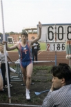 Летом 1985 года Бубка установил новый рекорд – уже пятый в своей карьере. Советский спортсмен стал первым, кому удалось преодолеть высоту в шесть метров.