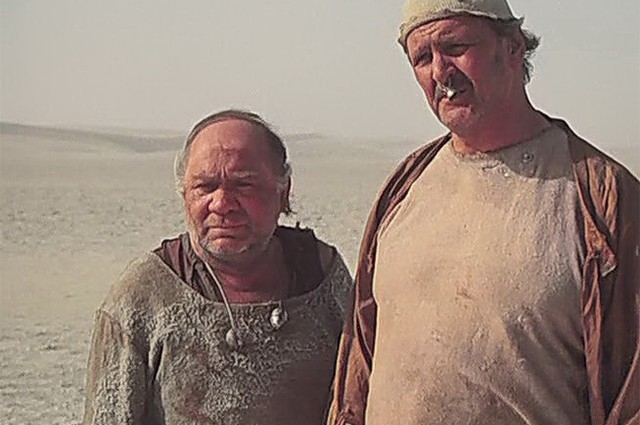 С Евгением Леоновым в фильме «Кин-дза-дза!», 1986 год.