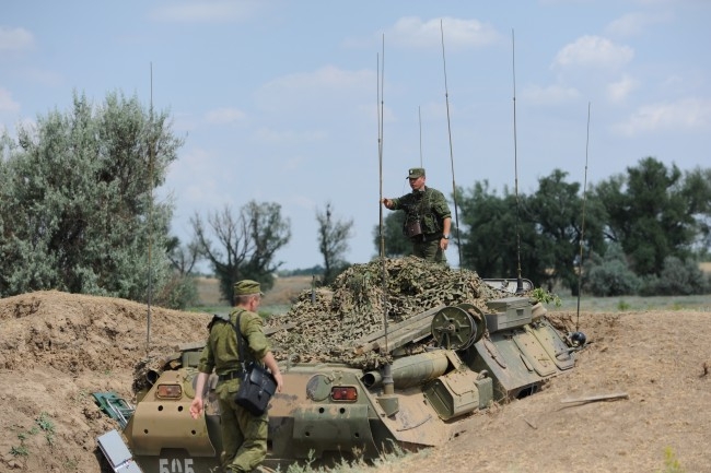 На полигон прибыло более 300 единиц военной техники