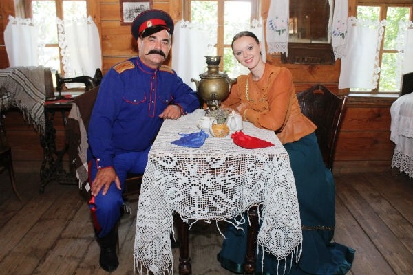 В Иловлинском районе знакомят с бытом казаков