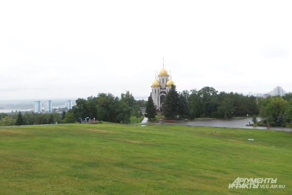 Церковь Всех Святых на Мамаевом кругане