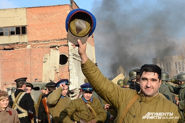 Ворошиловский район наполнили крики радости потомков победителей
