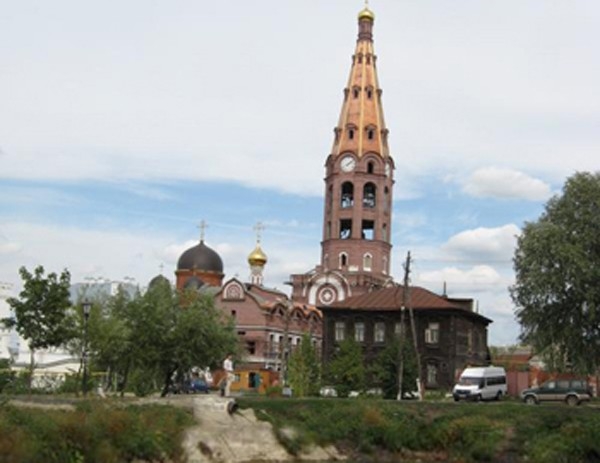 Колокольня Свято-Троицкого монастыря (Алатырь, Чувашия)