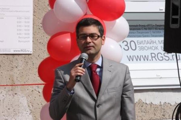 ... а также управляющий региональным офисом банка «ВТБ 24» Алексей ЛАРИН
