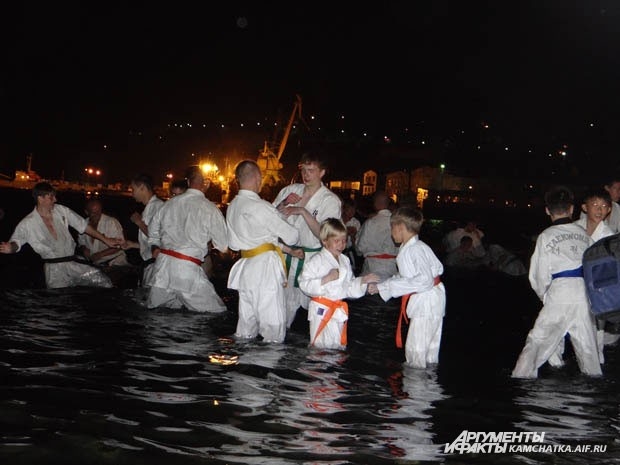 Бои в воде!