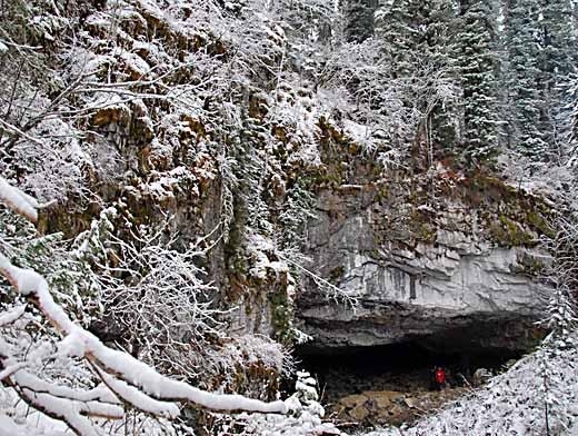 Азасская пещера