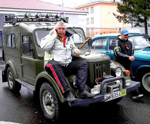 Кемеровские автолюбители в Яе не только народ авторатитетами удивляли но и не забывали подкрепиться