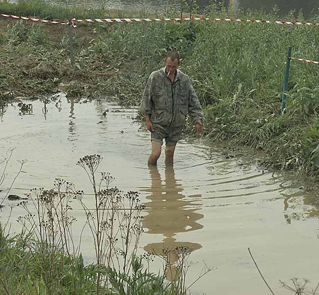 На Яйском зигзаге грязи было по колено