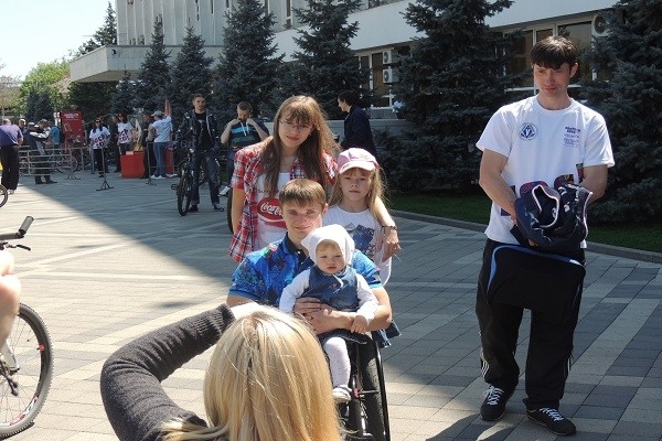 В Краснодаре торжественно открыли велосезон-2013