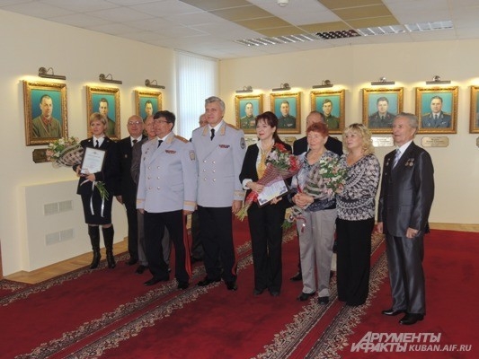 Картинную галерею открыли ко Дню полиции в Краснодаре