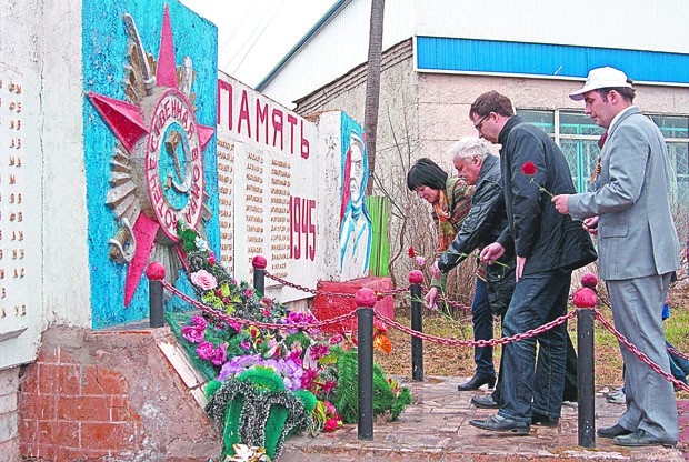 Сказать спасибо тем, кого с нами уже нет...