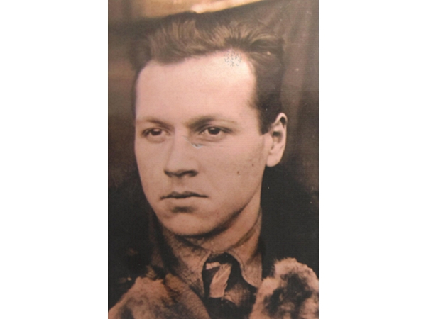 Примерно 1939 или 1940 годы. Ленинград