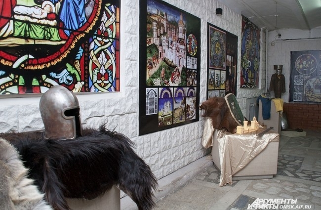 Выставка «Искусство ремесленников Средневековья» открылась в музее им. Врубеля.