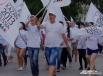 Шествие с флагами Универсиады по улице Советской