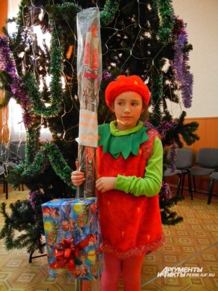 Даша Попова очень рада новым лыжам