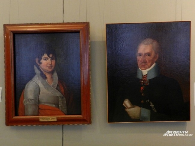Портреты главы рода Гаврилы Васильевича Рюмина (1751 - 1827) и его супруги. После 1817 года.