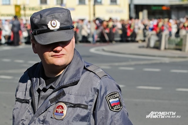 Около 200 сотрудников полиции обеспечивали охрану во время шествия