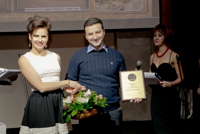Клиника «Эксимер» получает награду «Легенды Петербурга»