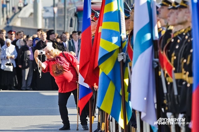 Торжественные мероприятия заинтересовали тысячи петерубуржцев