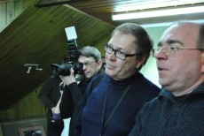 Коллеги-журналисты и фотолюбители.