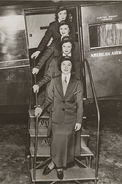 Стюардессы американских авиалиний в 1933 году.