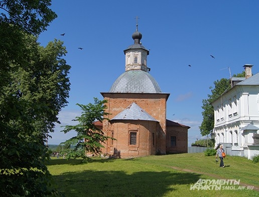 Казанская церковь в Хмелите