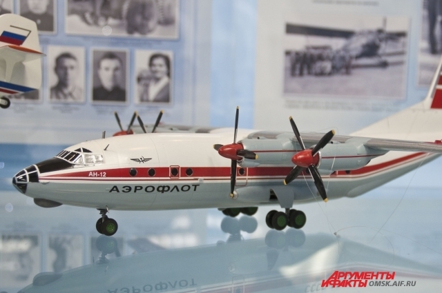 Выставка посвященная авиации работает в Омске.