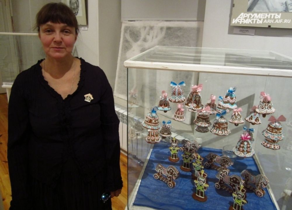 Мастер Наталья Матонина (на фото) для выставки в этом году приготовила козули в форме колокольчиков.
