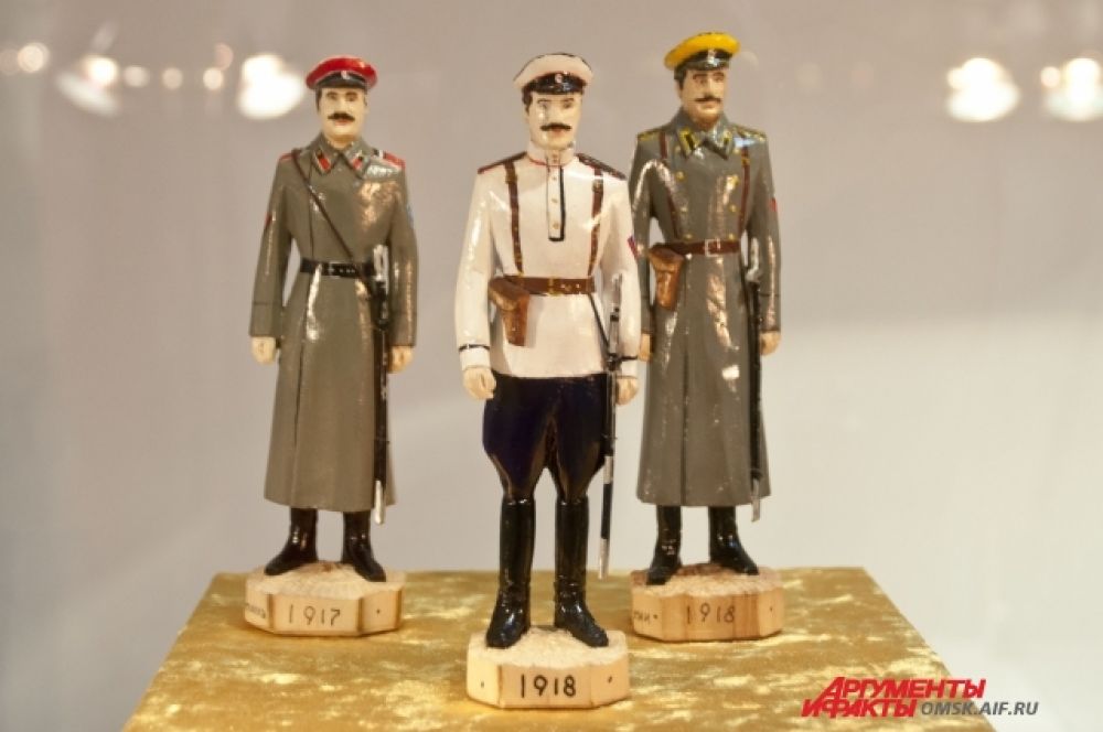 Миниатюры фигуры выполнены с исторической достоверностью.