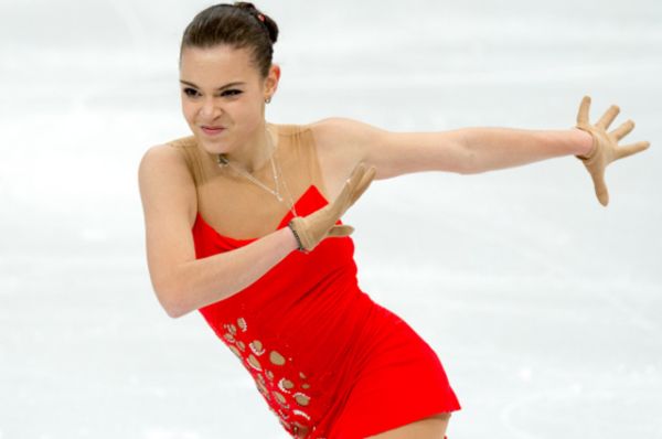 1-е место, Аделина Сотникова, 17 лет, четырехкратная чемпионка России, серебряный призер чемпионата Европы 2012/13, серебряный призер юношеских Олимпийских игр, победительница чемпионата мира среди юниоров 2010/11.