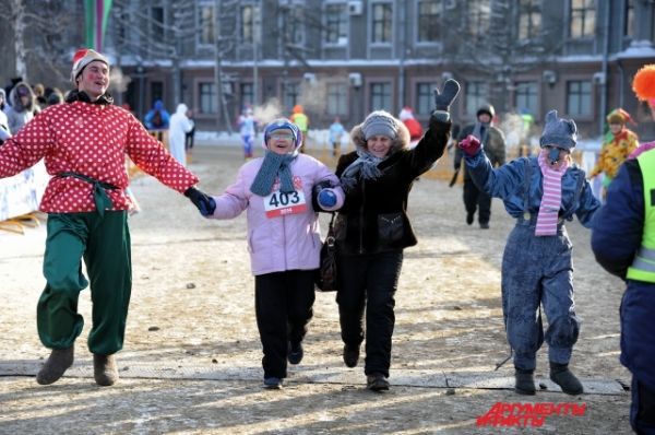 Традиционный Рождественский полумарафон состоялся в Омске.