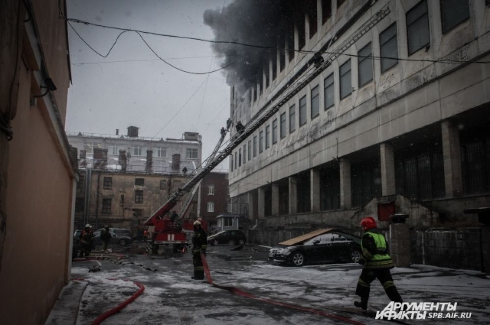 Пожар на заводе имени Козицкого — эксклюзивные кадры