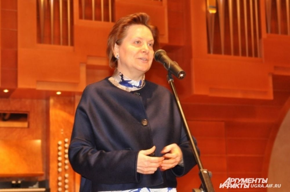Губернатор Югры Наталья Комарова лично вручила награды «самым добрым» журналистам, победившим в конкурсе «Год информационной поддержки добрых дел».