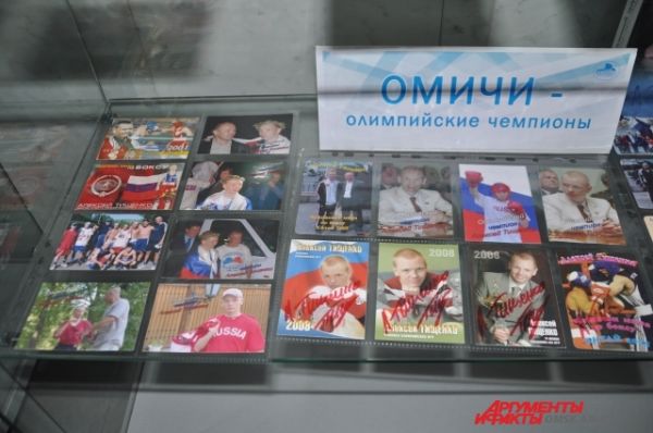 Выставки, посвященные Олимпийским играм, работают в библиотеке им. Пушкина.