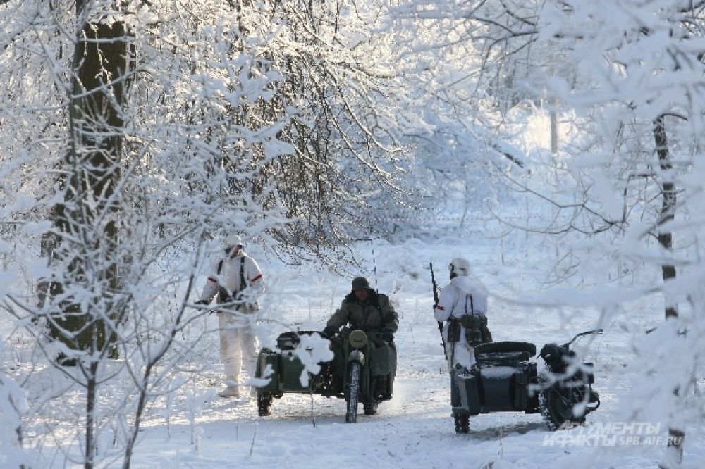 В реконструкции участвовала мототехника.