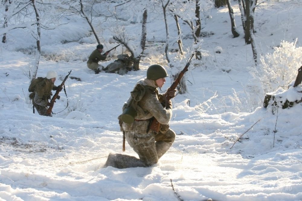 Участникам реконструкции был не страшен мороз.