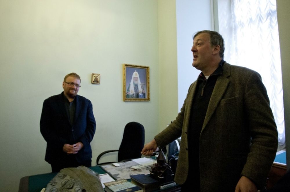 С Милоновым встретился известный британский актер Стивен Фрай, не скрывающий своей нетрадиционной сексуальной ориентации