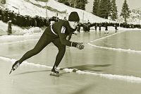 Челябинская спортсменка Лидия Скобликова на Первенстве СССР по конькам среди женщин в 1960 году на дистанции 3000 метров показала лучшее время — 5 мин. 14,8 сек.